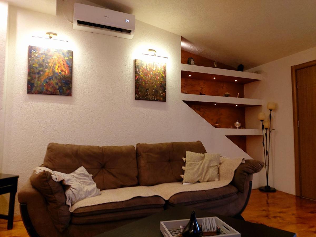 Apartmani Vuk Cetinje Exterior photo