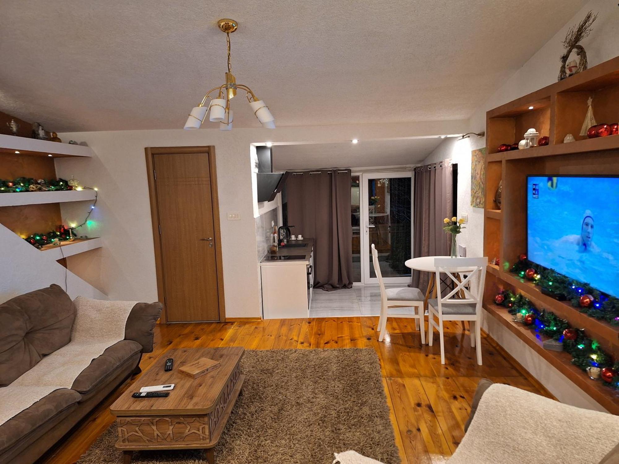 Apartmani Vuk Cetinje Exterior photo