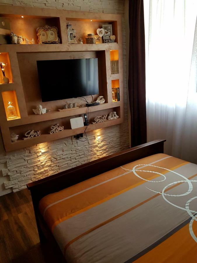 Apartmani Vuk Cetinje Exterior photo